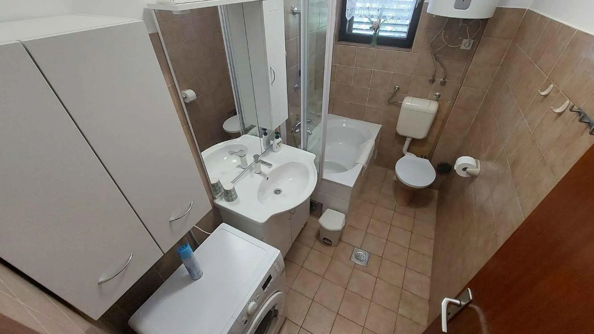 Apartment In Malinska/Insel Krk 14773  Малинска